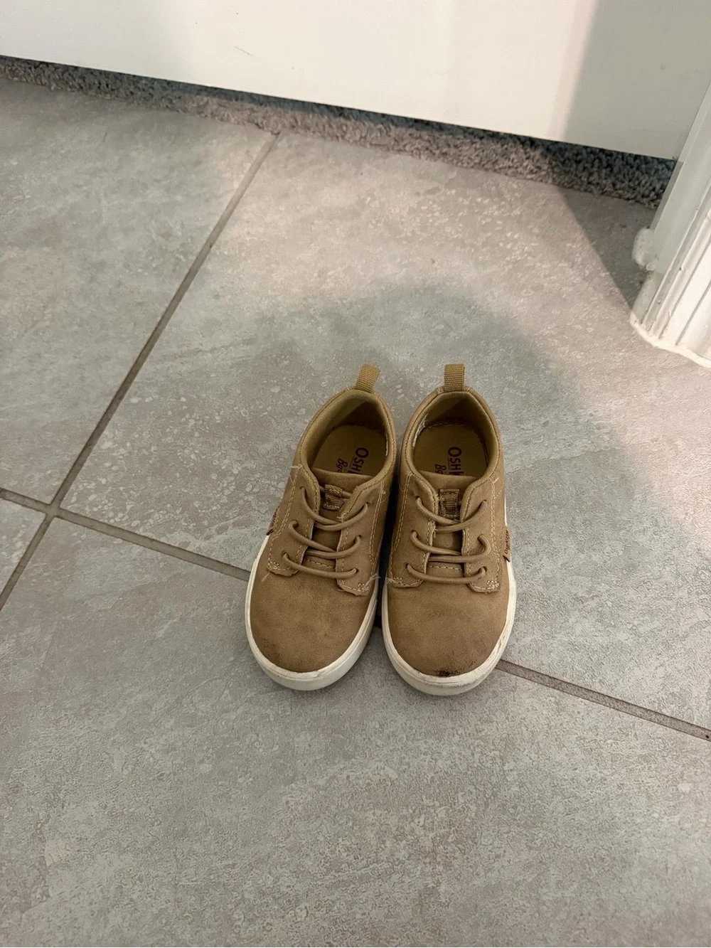 OshKosh B'gosh Kids' Brown Lace-Up Canvas Sneakers